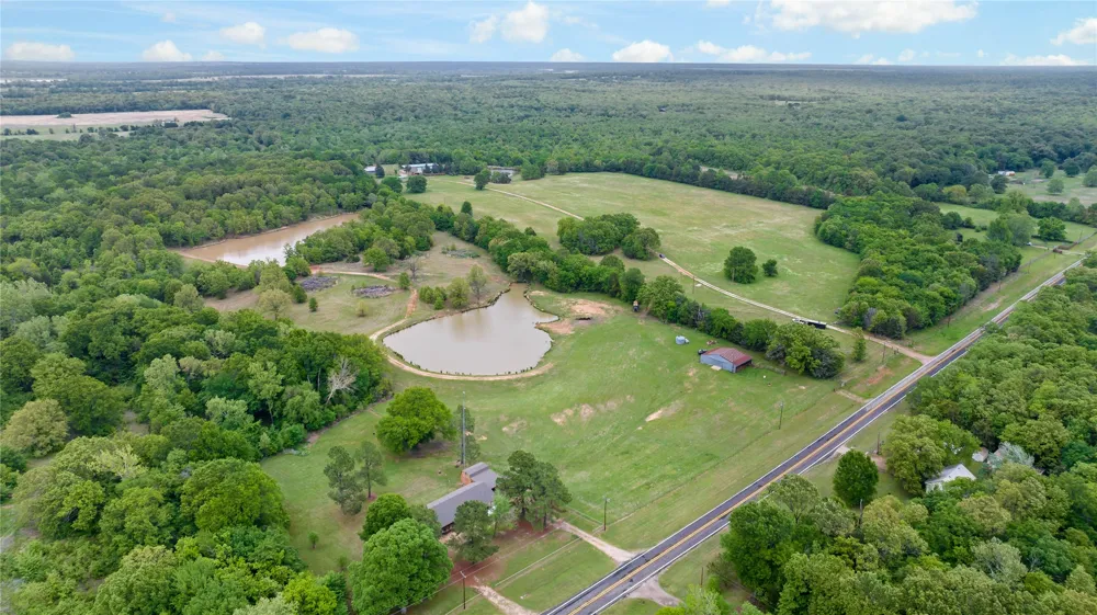 10860 Farm Road 197 Arthur City, TX 75411