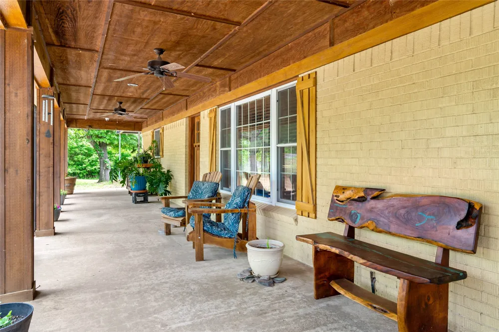 10860 Farm Road 197 Arthur City, TX 75411