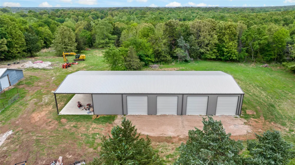 10860 Farm Road 197 Arthur City, TX 75411