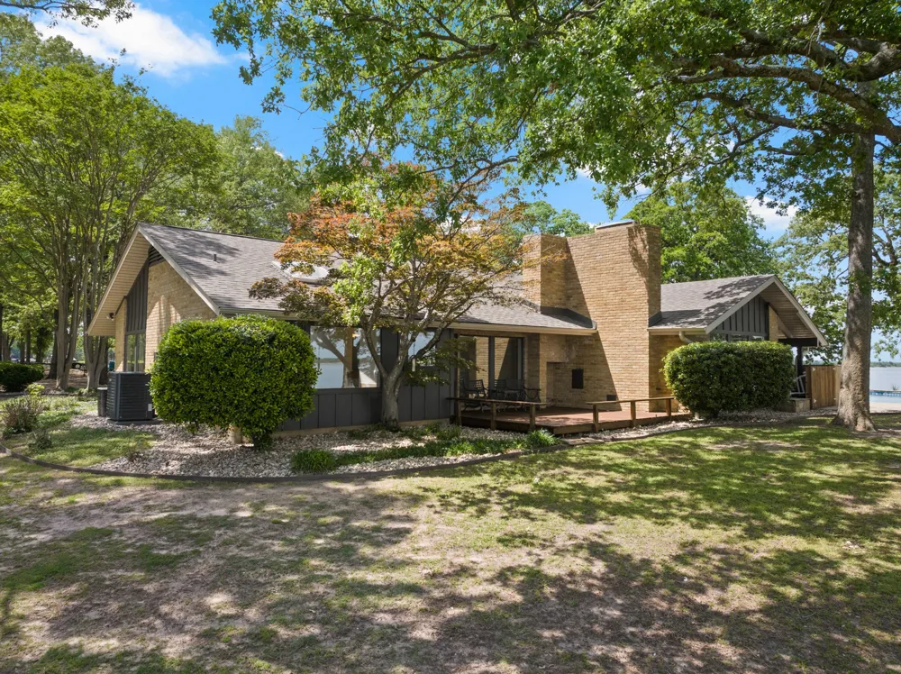 360 County Road 2136 Pittsburg, TX 75686