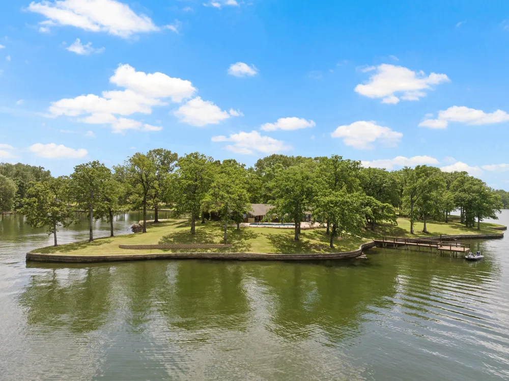 360 County Road 2136 Pittsburg, TX 75686