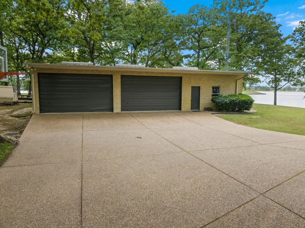 360 County Road 2136 Pittsburg, TX 75686