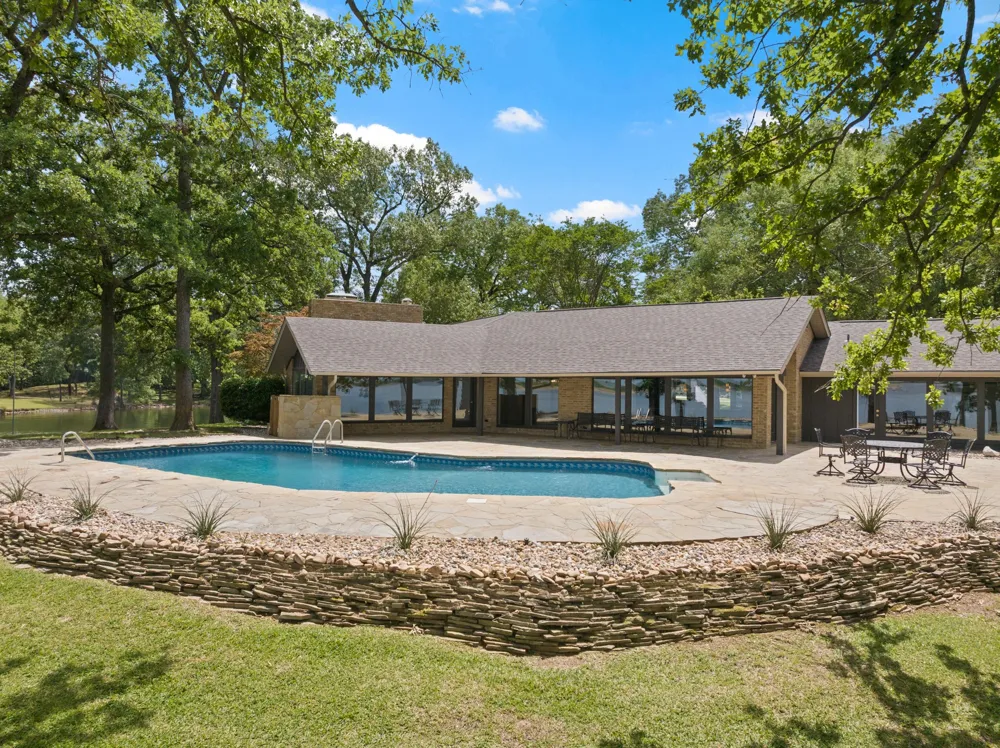 360 County Road 2136 Pittsburg, TX 75686