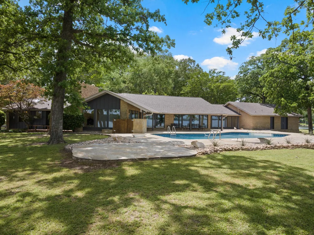 360 County Road 2136 Pittsburg, TX 75686