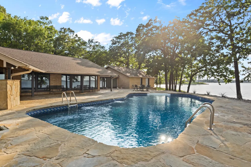 360 County Road 2136 Pittsburg, TX 75686