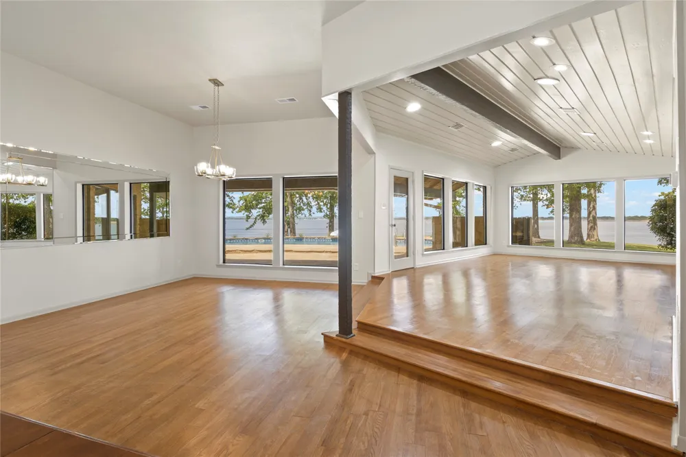 360 County Road 2136 Pittsburg, TX 75686