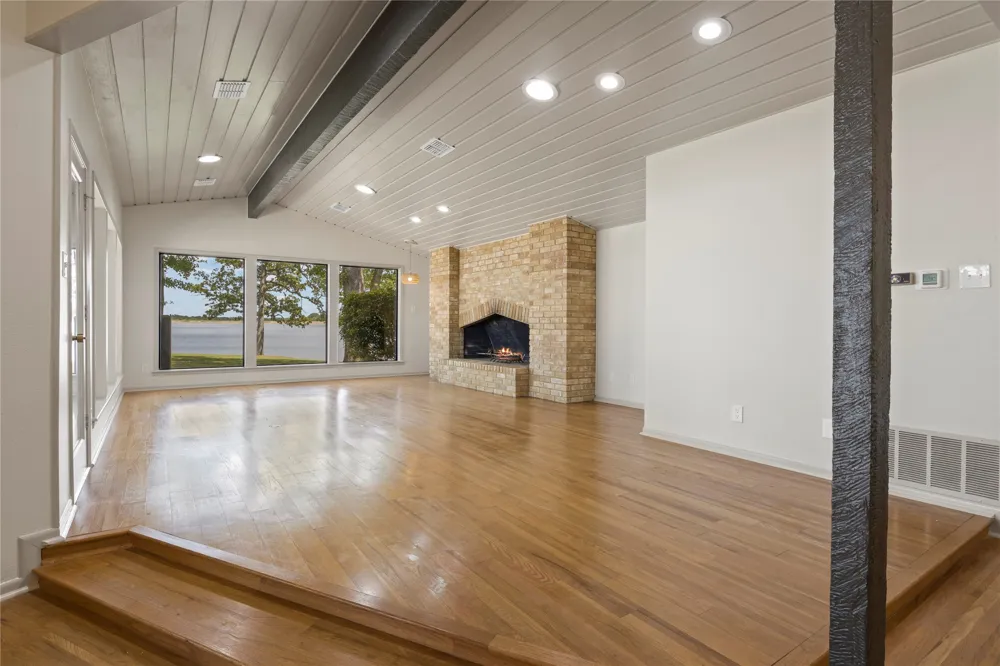 360 County Road 2136 Pittsburg, TX 75686