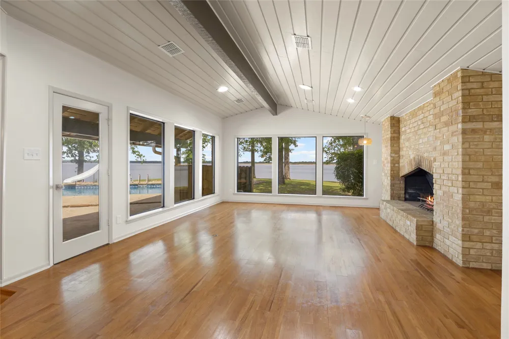 360 County Road 2136 Pittsburg, TX 75686