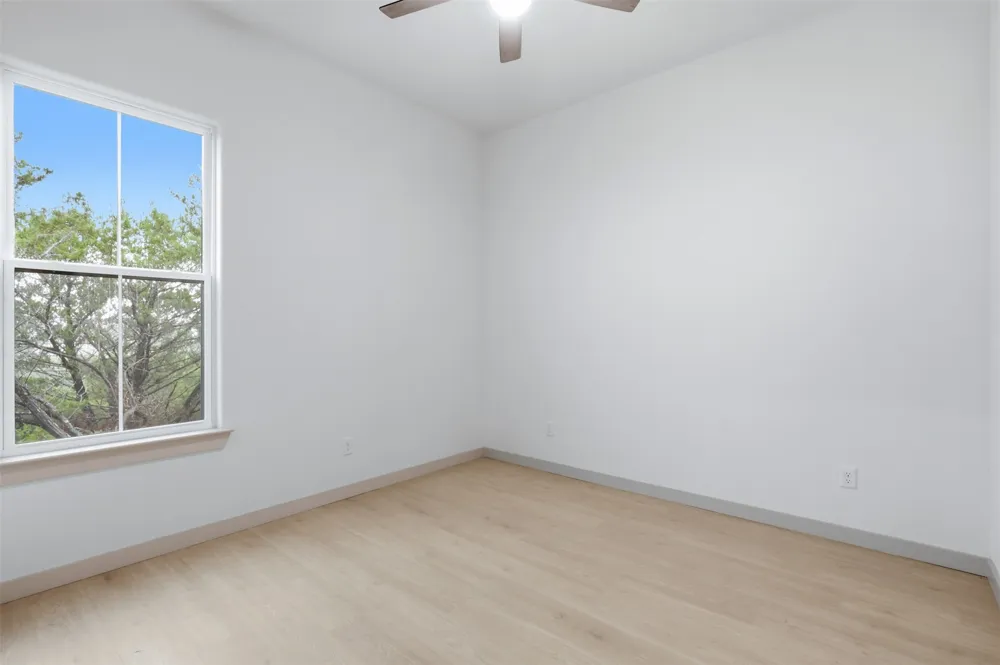 4595 Skyline Drive Bluff Dale, TX 76433