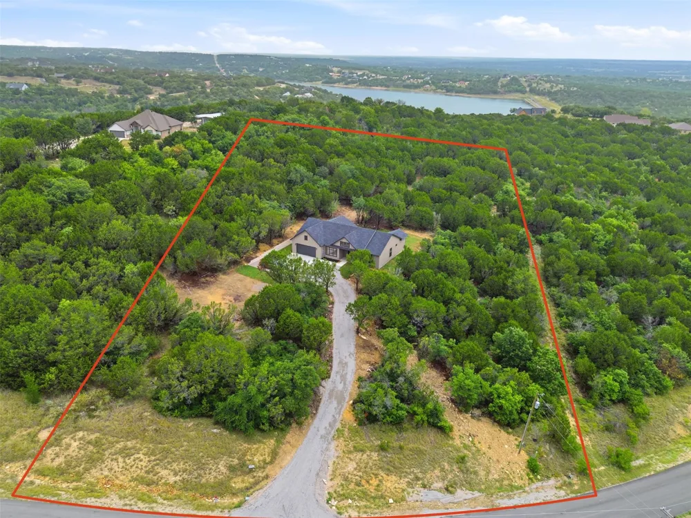 4595 Skyline Drive Bluff Dale, TX 76433