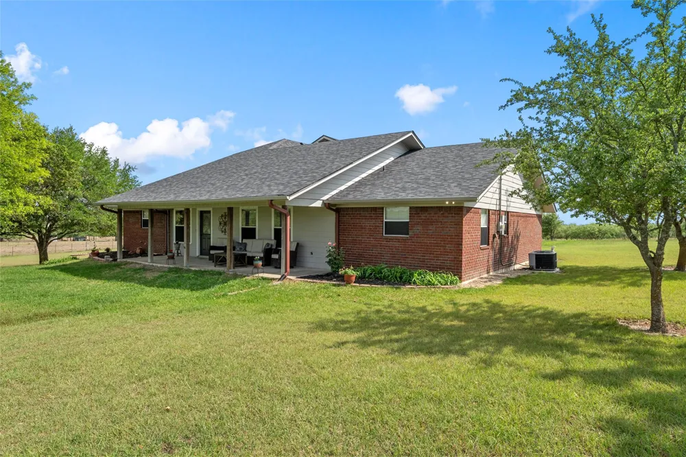 12851 Reeds Lake Road Rogers, TX 76569