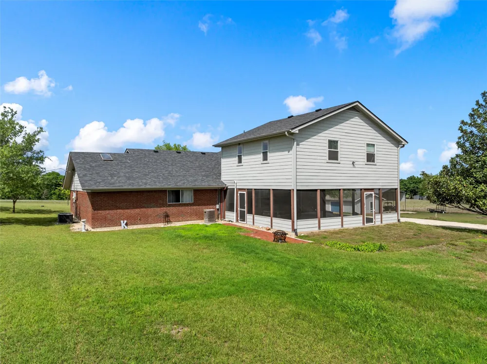 12851 Reeds Lake Road Rogers, TX 76569