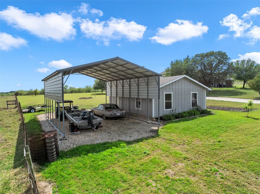 12851 Reeds Lake Road Rogers, TX 76569