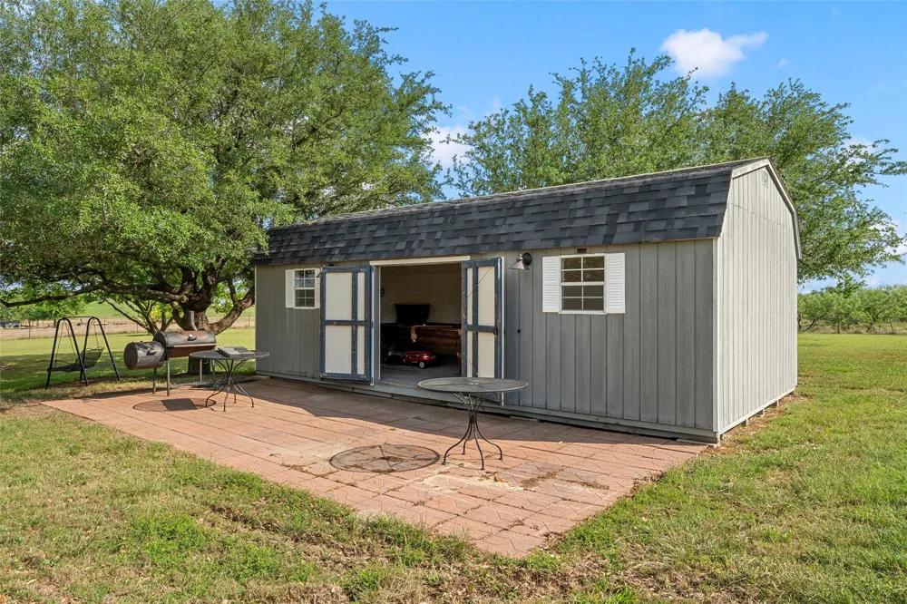 12851 Reeds Lake Road Rogers, TX 76569