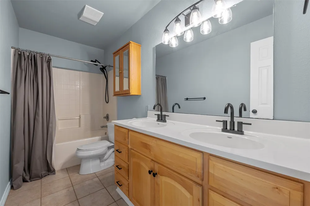 12851 Reeds Lake Road Rogers, TX 76569