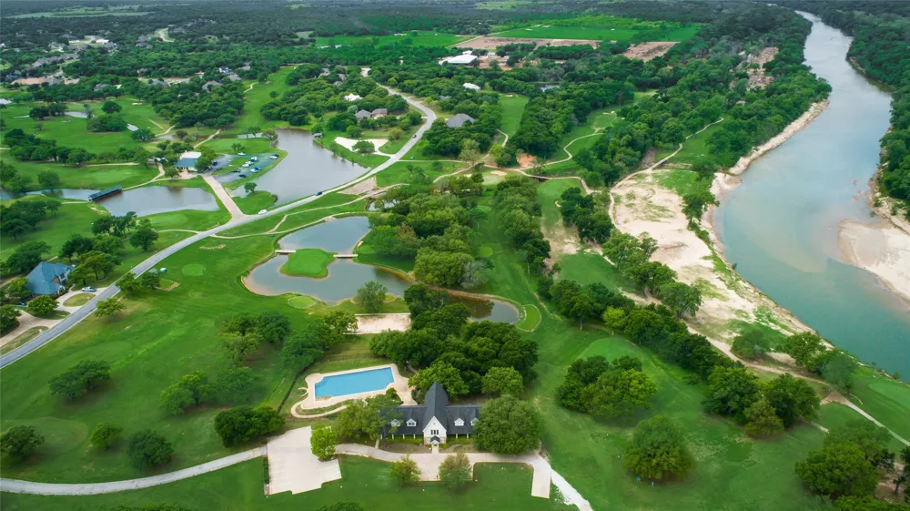 Fairway View Court Lipan, TX 76462
