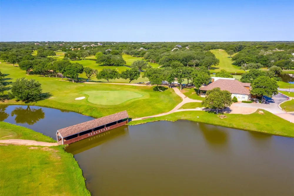 Fairway View Court Lipan, TX 76462