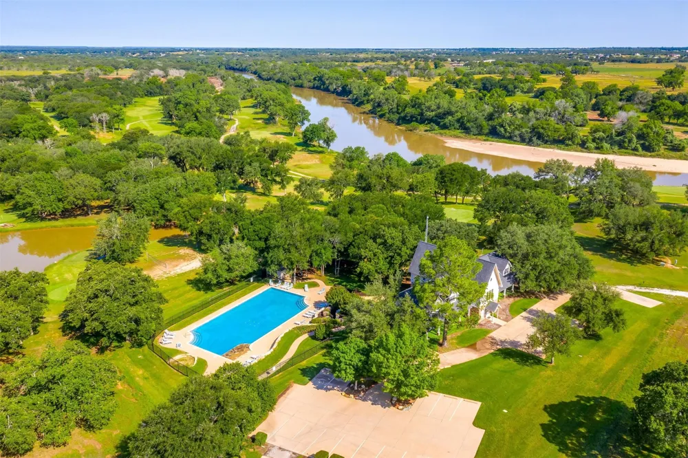 Fairway View Court Lipan, TX 76462