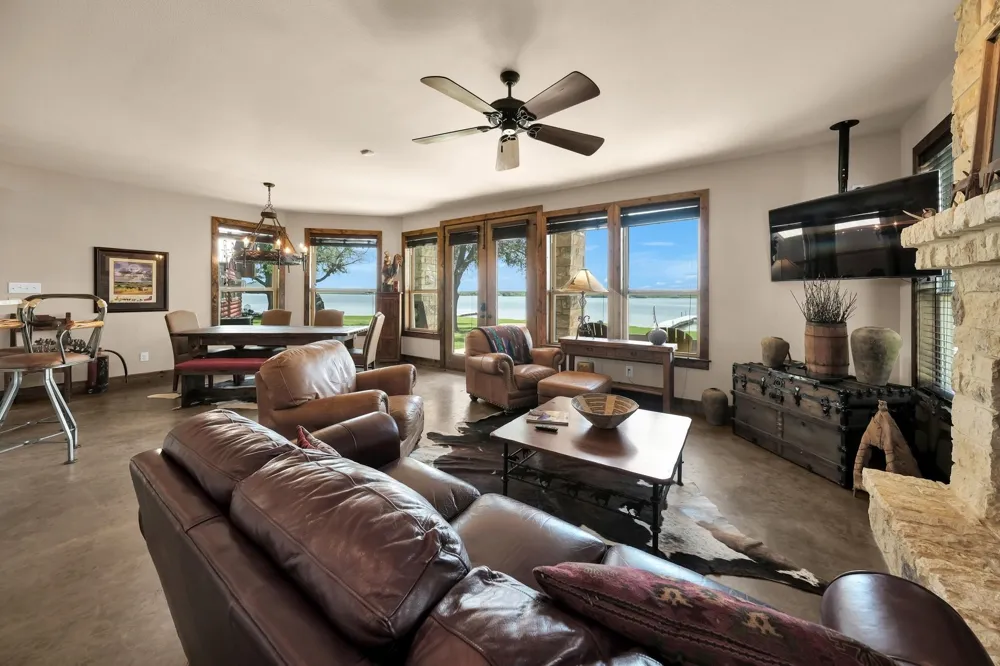 2649 Hideaway Lane Possum Kingdom Lake, TX 76449