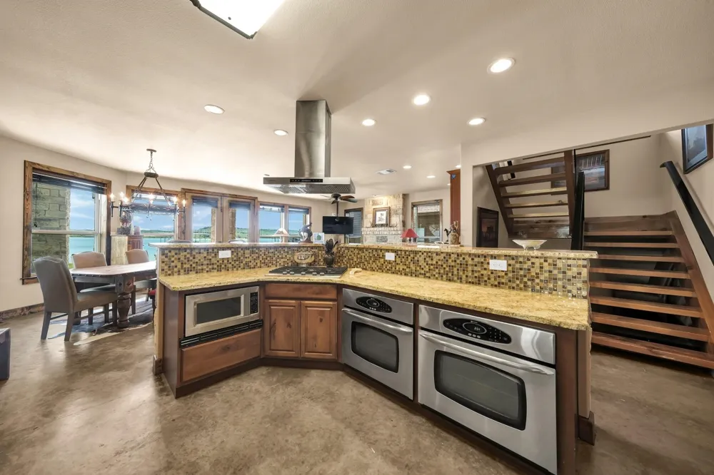 2649 Hideaway Lane Possum Kingdom Lake, TX 76449