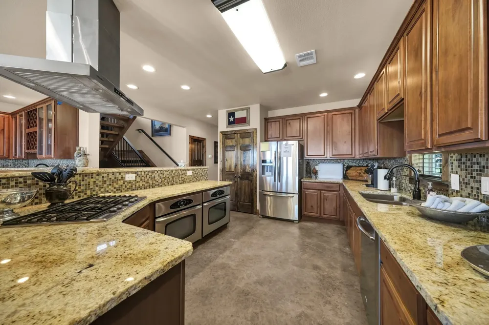 2649 Hideaway Lane Possum Kingdom Lake, TX 76449