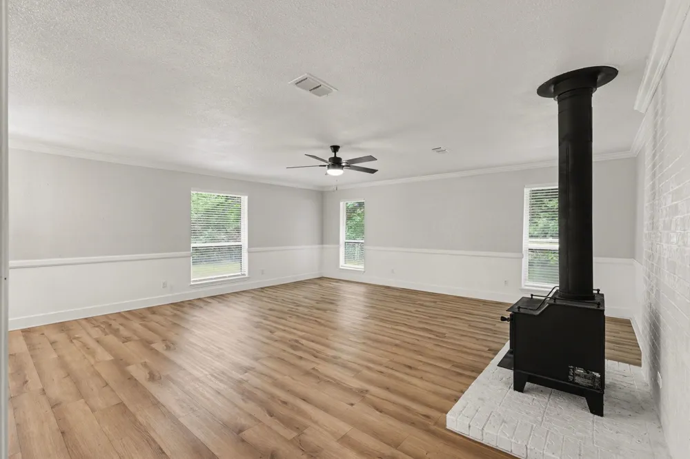 100 Pecan Circle Trenton, TX 75490