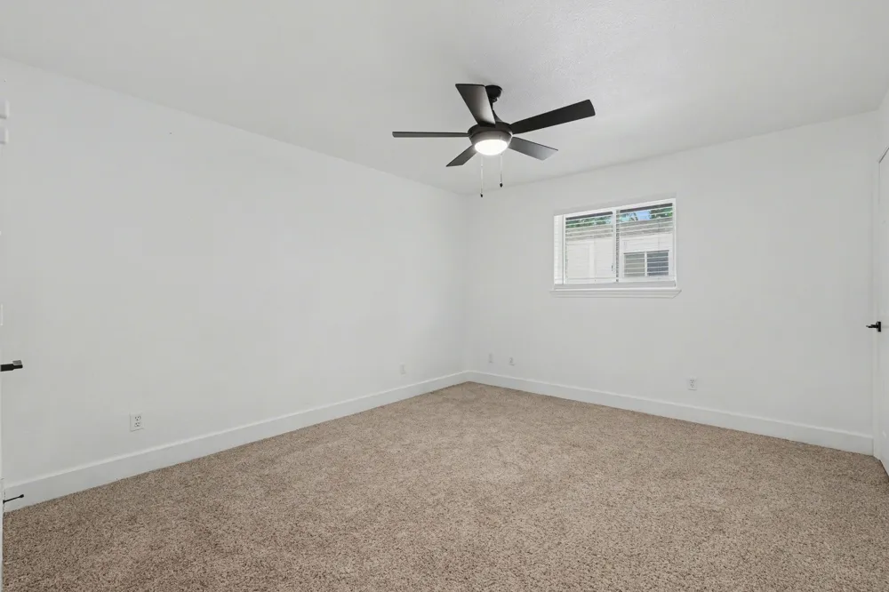 100 Pecan Circle Trenton, TX 75490