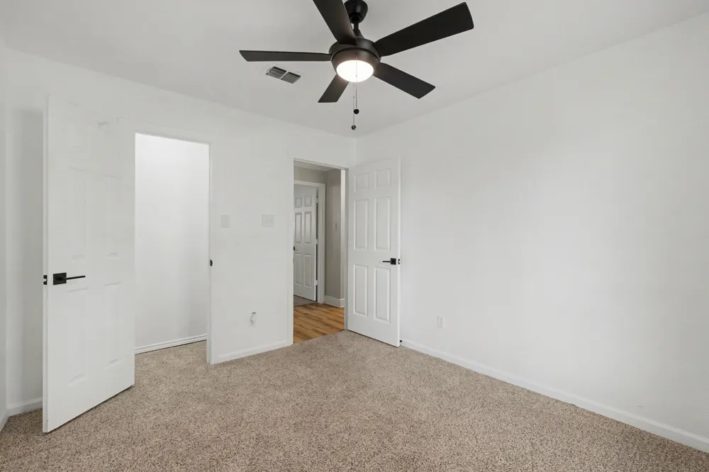 100 Pecan Circle Trenton, TX 75490