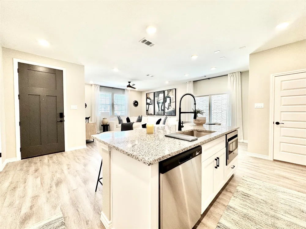 8725 Scottys Lake Lane The Colony, TX 75036