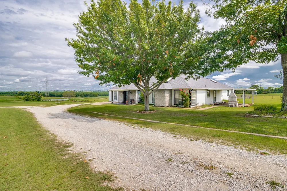 20762 S FM 740 Forney, TX 75126