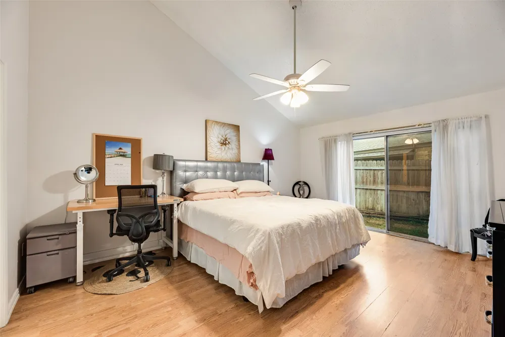 1801 Woodview Court Grand Prairie, TX 75050