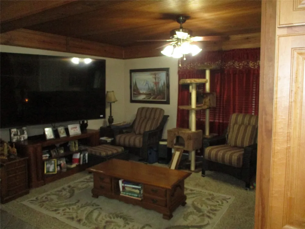550 RS COUNTY ROAD 3425 Emory, TX 75440