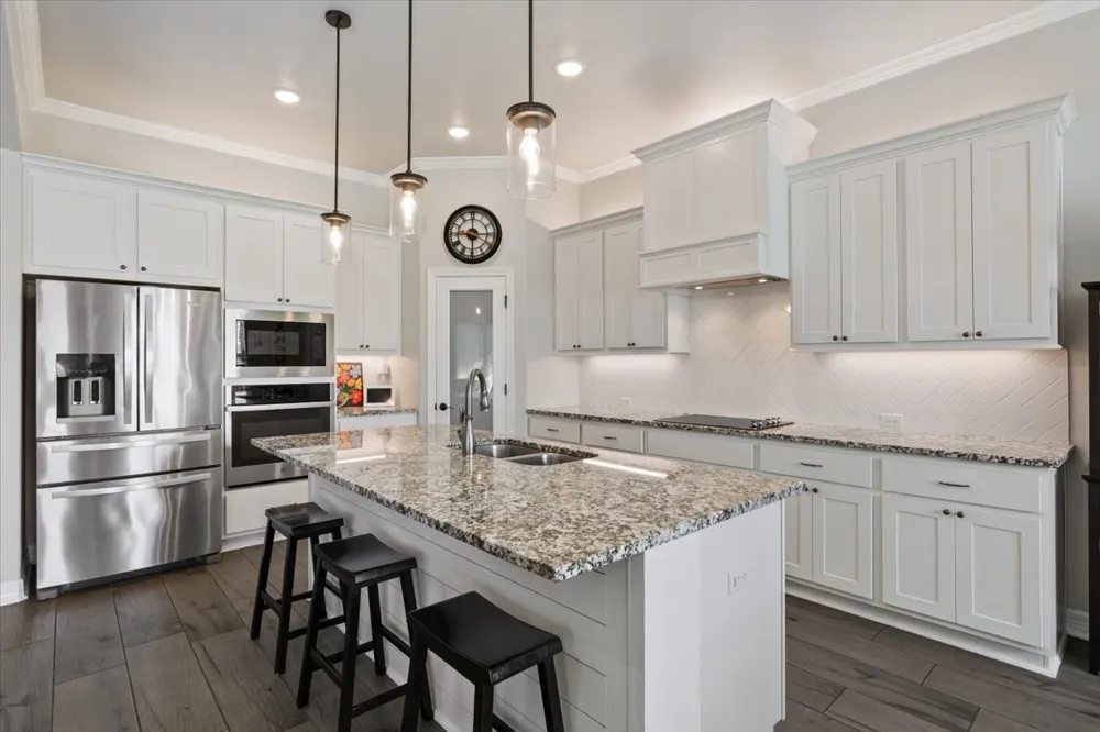 102 Rancho Del Lago Lane Morgans Point Resort, TX 76513
