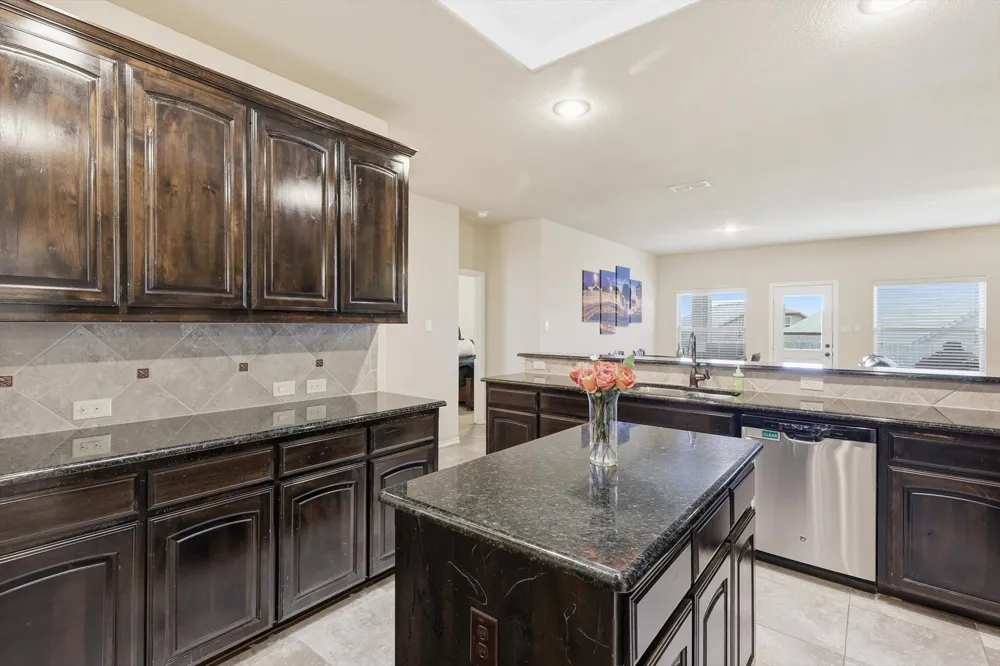 2432 Half Moon Bay Lane Fort Worth, TX 76177