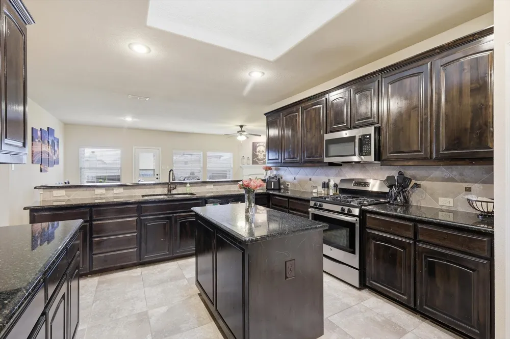 2432 Half Moon Bay Lane Fort Worth, TX 76177