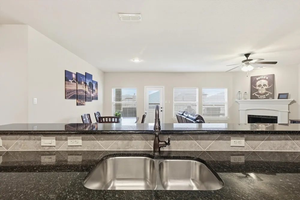 2432 Half Moon Bay Lane Fort Worth, TX 76177