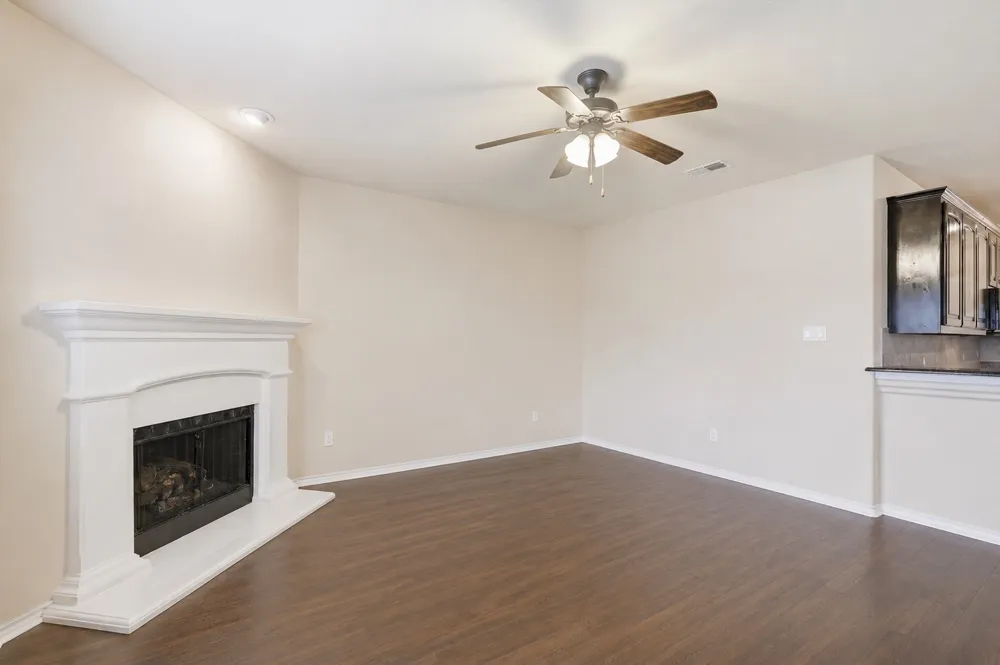 2432 Half Moon Bay Lane Fort Worth, TX 76177