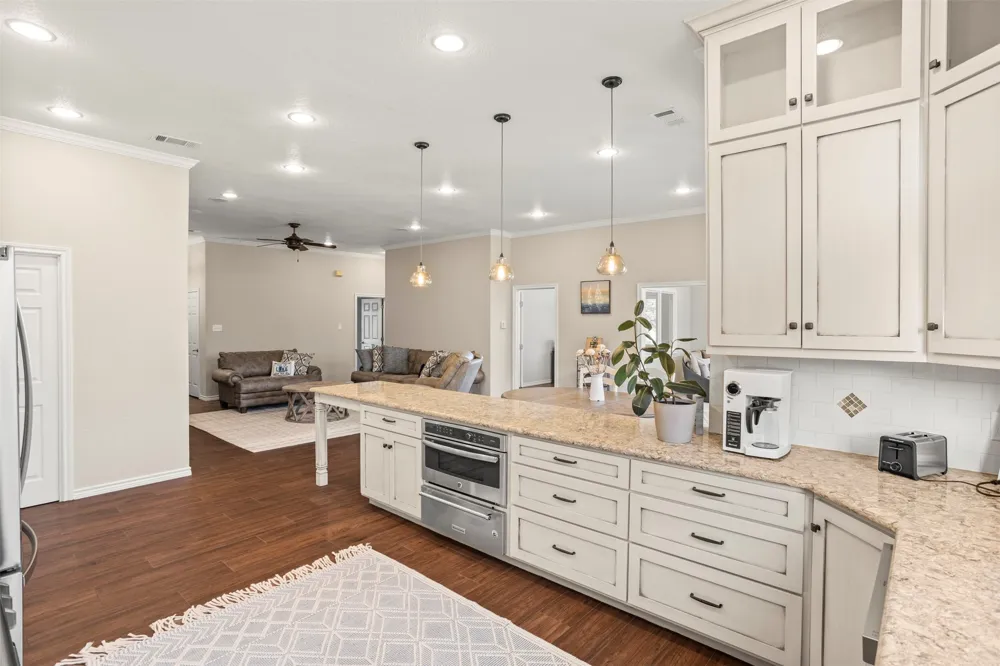 116 1st Oak Drive Enchanted Oaks, TX 75156