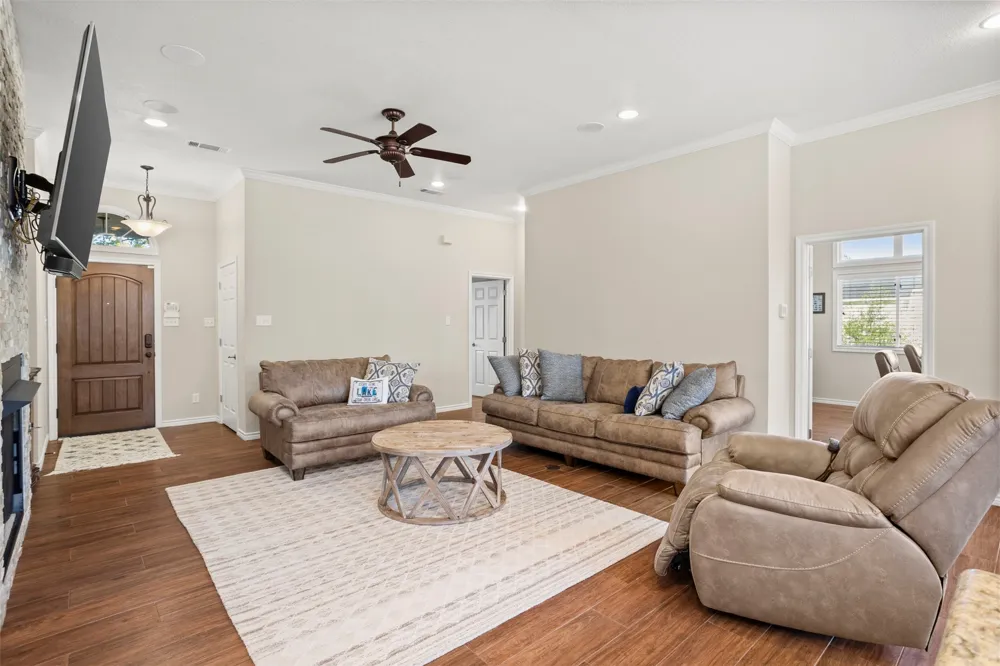 116 1st Oak Drive Enchanted Oaks, TX 75156