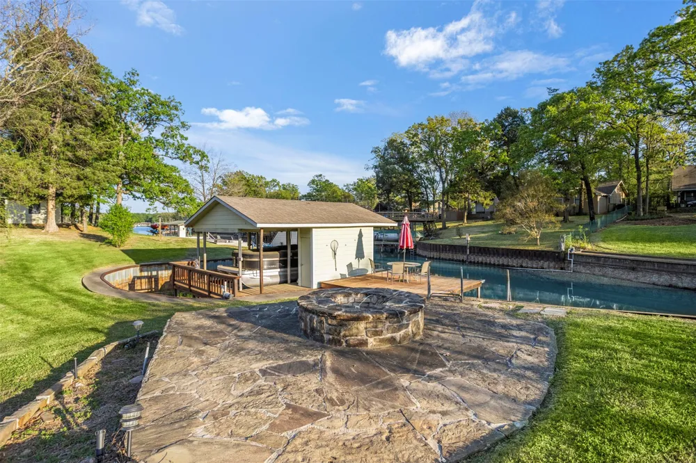 116 1st Oak Drive Enchanted Oaks, TX 75156