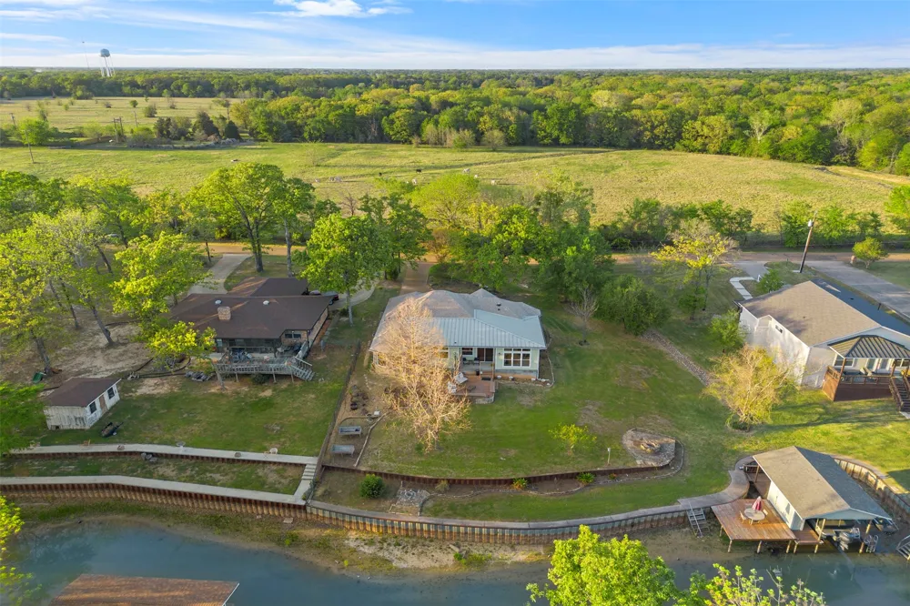 116 1st Oak Drive Enchanted Oaks, TX 75156