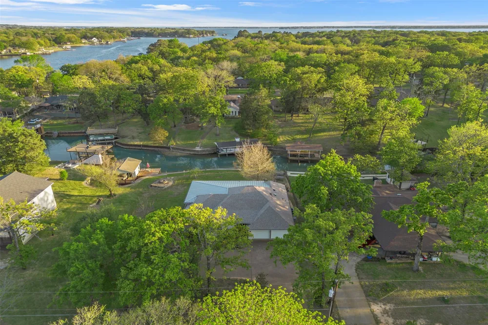 116 1st Oak Drive Enchanted Oaks, TX 75156