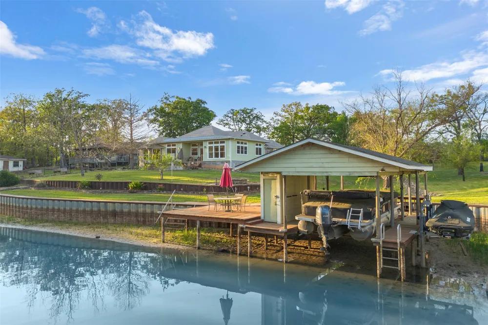 116 1st Oak Drive Enchanted Oaks, TX 75156