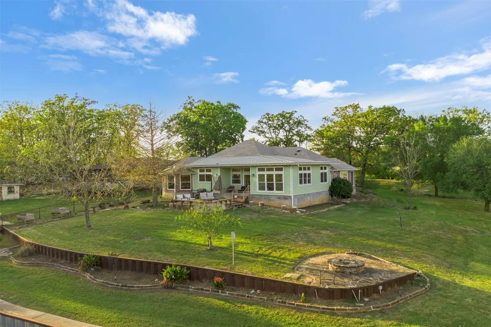116 1st Oak Drive Enchanted Oaks, TX 75156