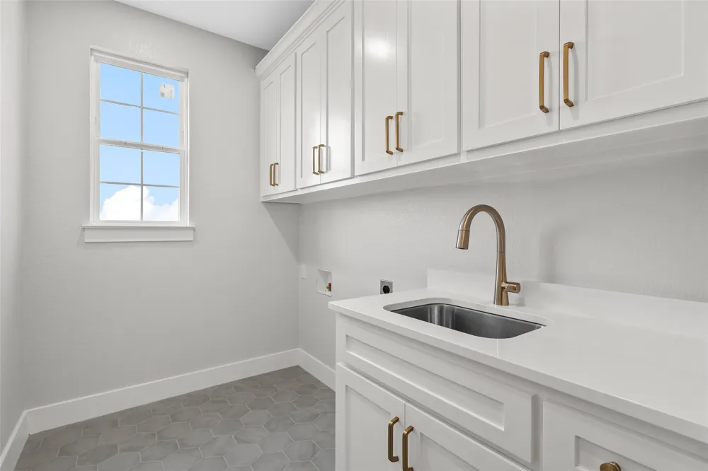 358 Lacek Mill Road China Spring, TX 76633