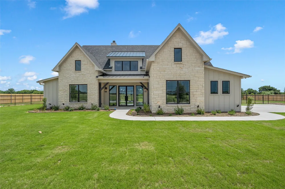 358 Lacek Mill Road China Spring, TX 76633