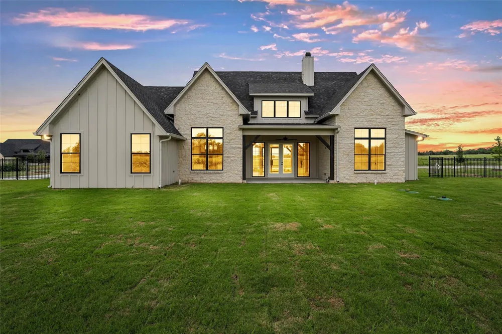 358 Lacek Mill Road China Spring, TX 76633