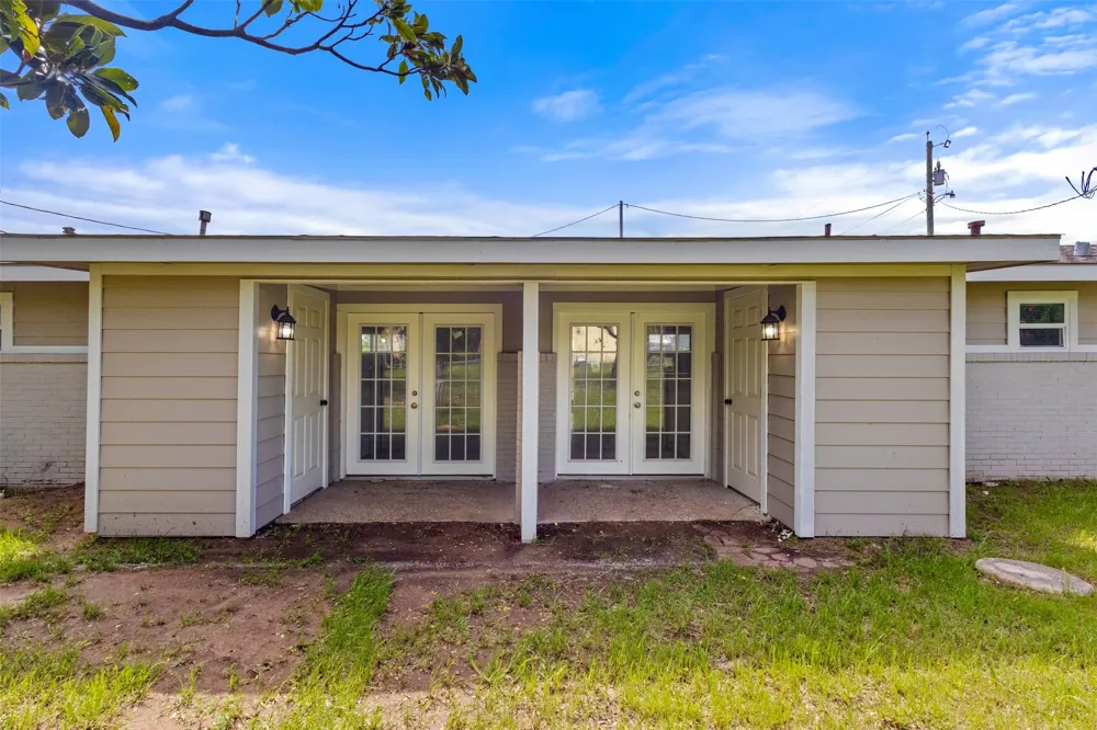 205 April Street Bowie, TX 76230