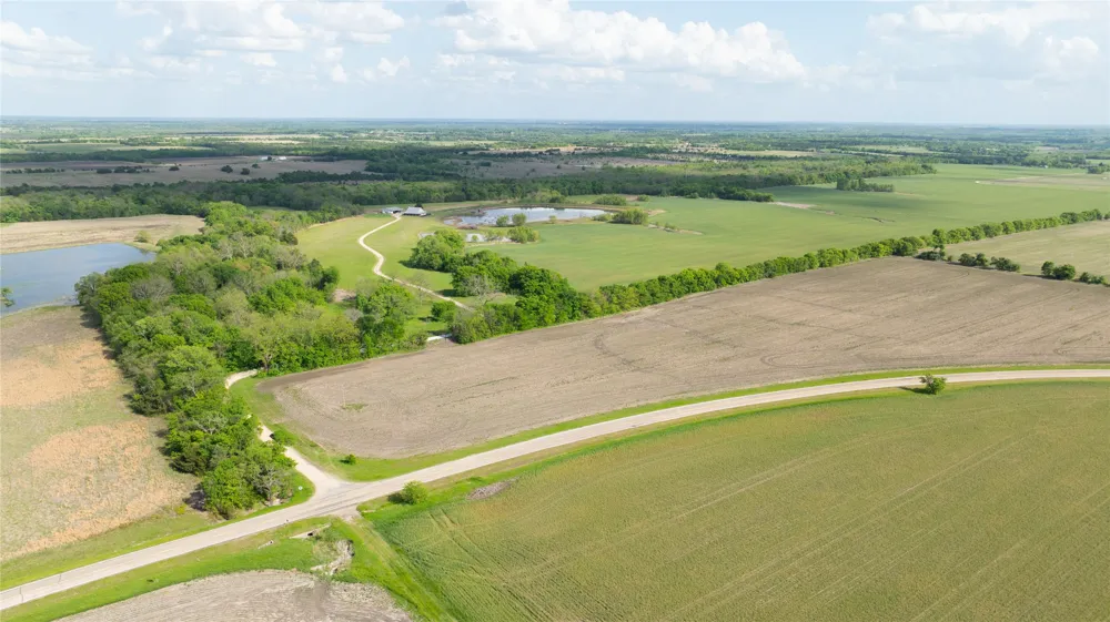 CR 26150 Roxton, TX 75477