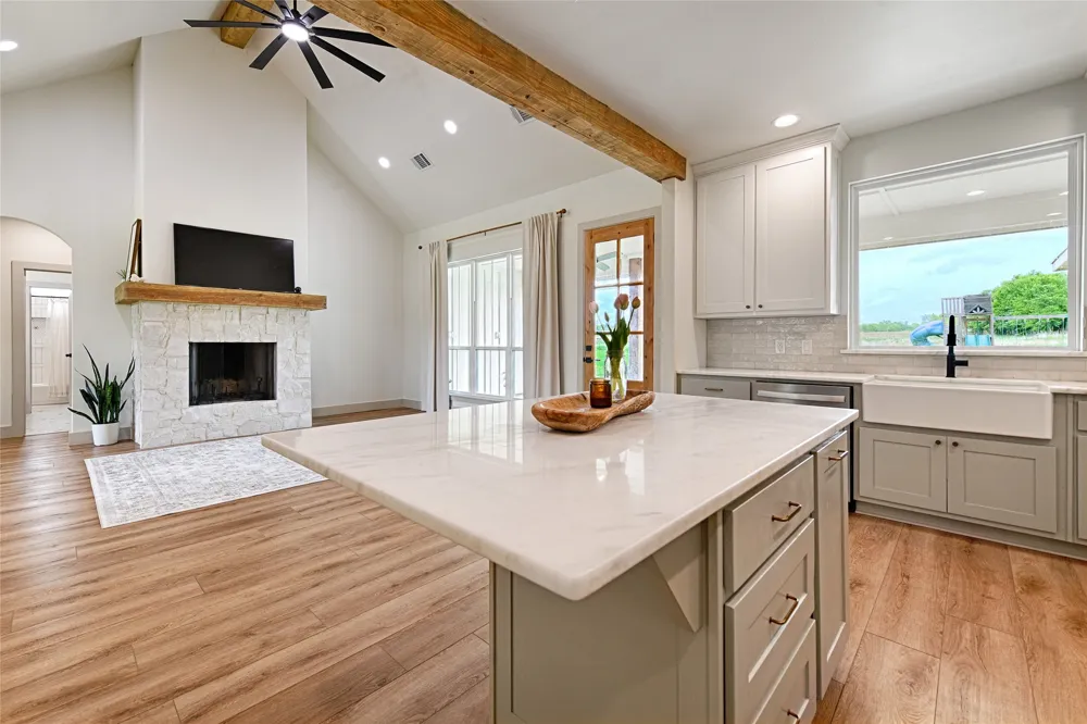 4656 County Road 1040 Celeste, TX 75423